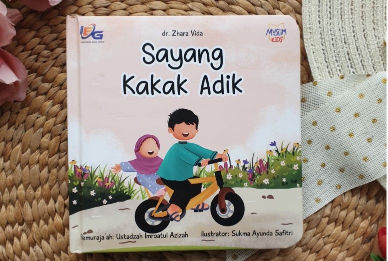 Suka atau tidak suka saya udah lama benci dengan adik